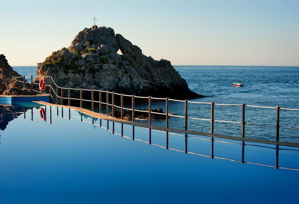 Hotel Capotaormina 4*